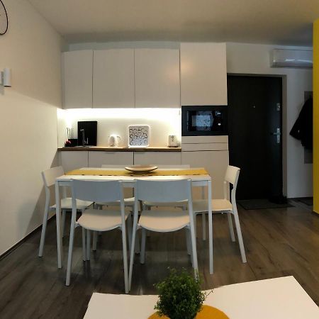 Millenove Apartman Balatonfoeldvar Extérieur photo