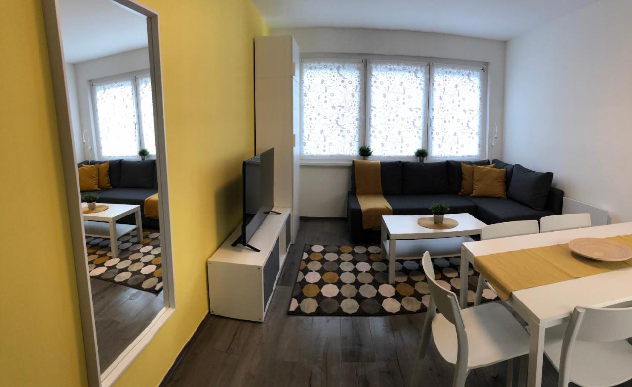 Millenove Apartman Balatonfoeldvar Extérieur photo